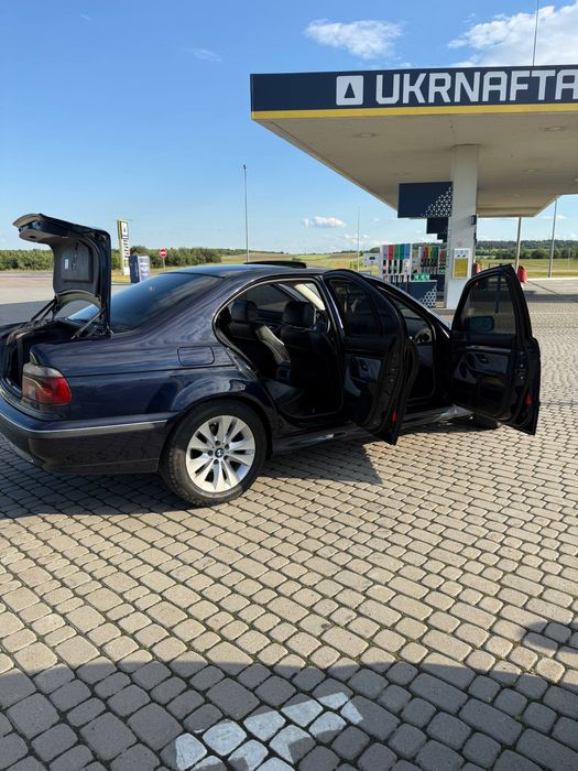Bmw e39 2000р бумер