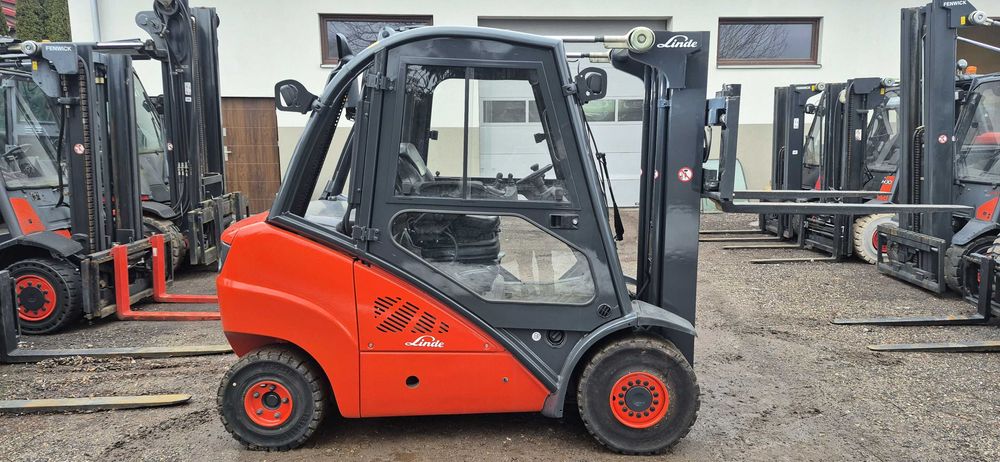 Wózek Widłowy Linde H30D - Diesel - Udźwig 3000 kg -Triplex 4.70 m - Stan BDB
