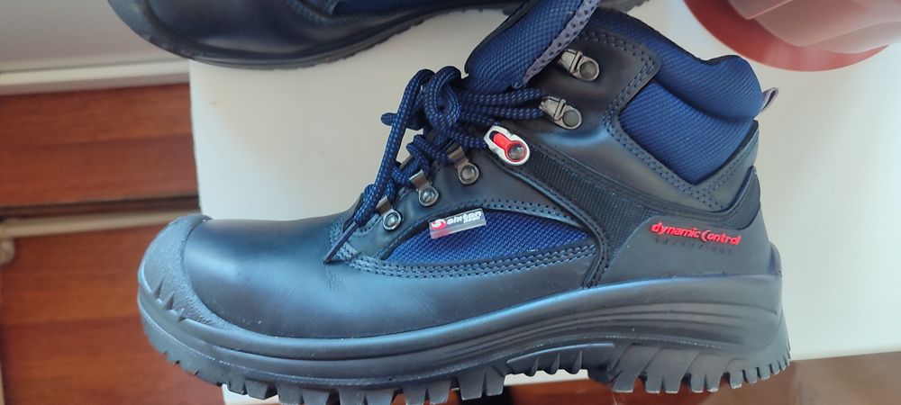 Ботінки робочі six ton