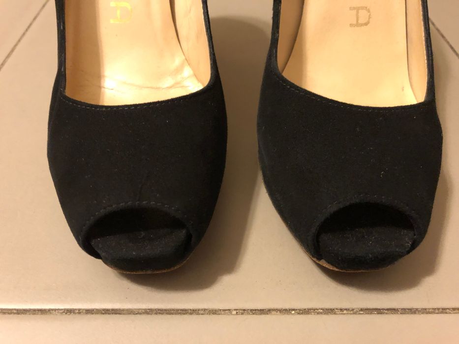 Sapatos Pretos_Clássicos - nº 36_Excelente estado