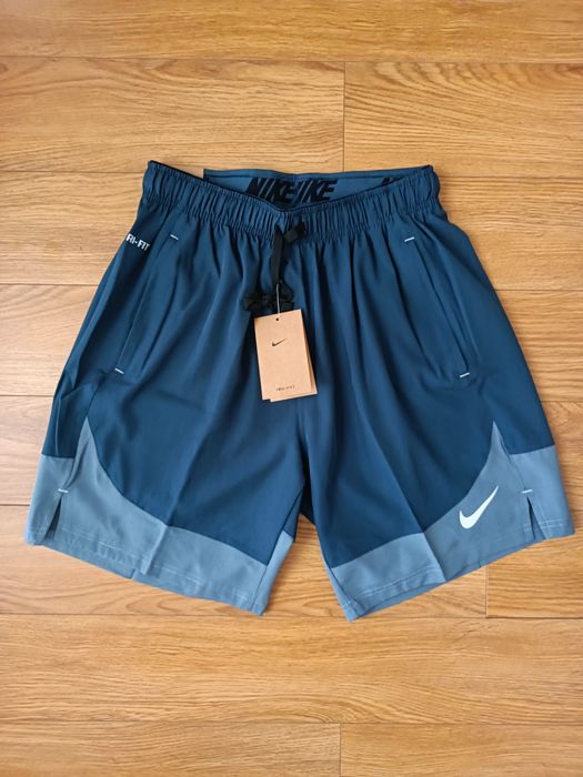 Calções de treino Nike Dri-FIT azuis novos com etiqueta