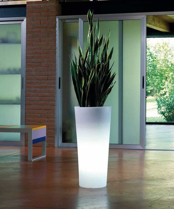 Mobiliario led liquidação vasos e mesas