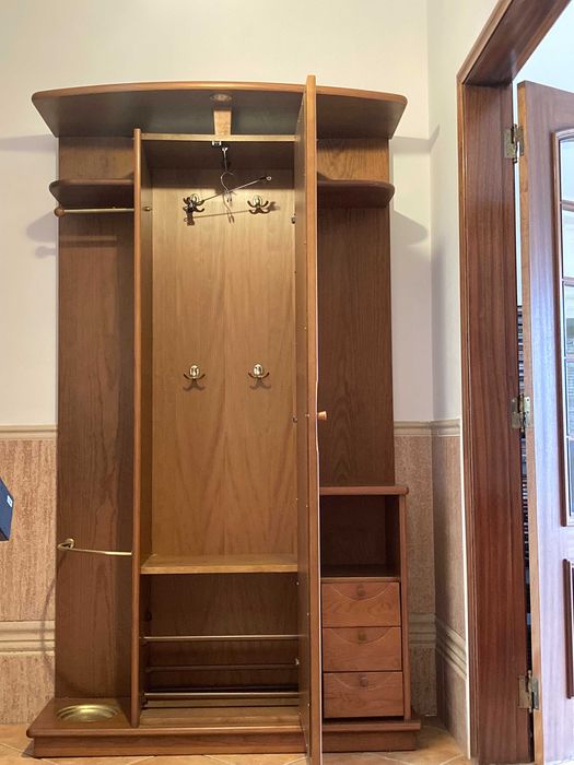 Móvel de Corredor . Cabide - Sapateira - Bengaleiro