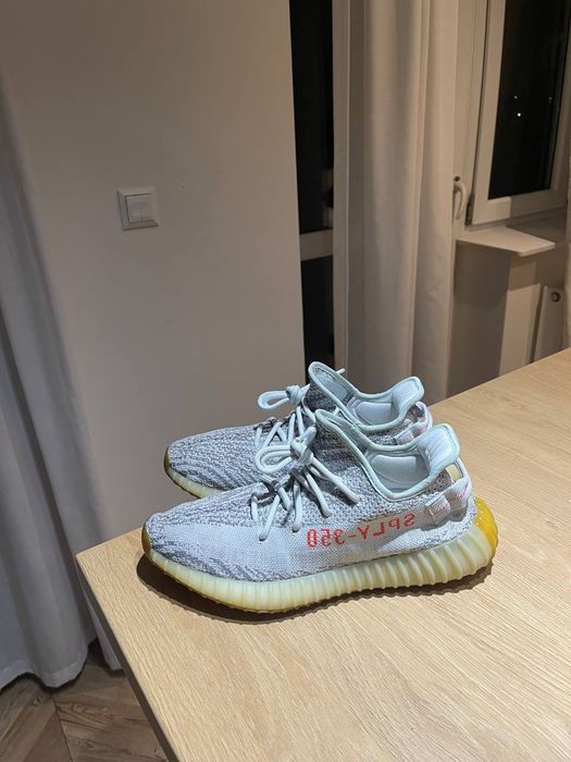 adidas Yeezy boost 350 v2 blue tint 42 2/3 beluga carbon zebra black