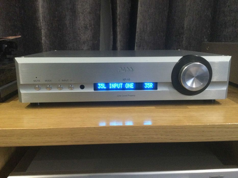 Попередній підсилювач Pass Labs XP-10