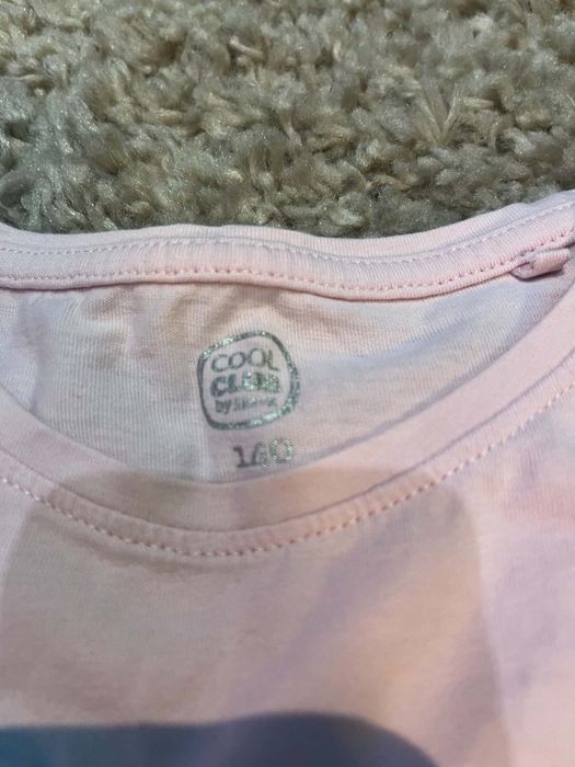 Koszulka dziewczęca w dobrym stanie rozmiar 140