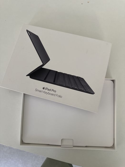 Capa Apple Magic Keyboard iPad Pro 11''    NOVO!!!