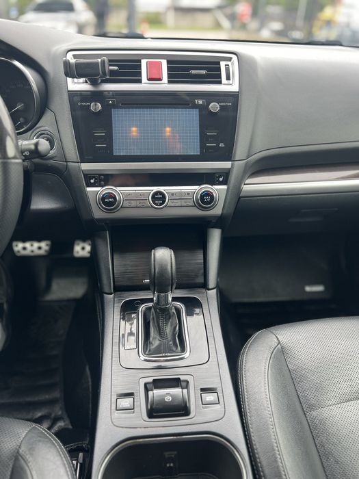 Subaru Outback 2015 Офіційний автомобіль