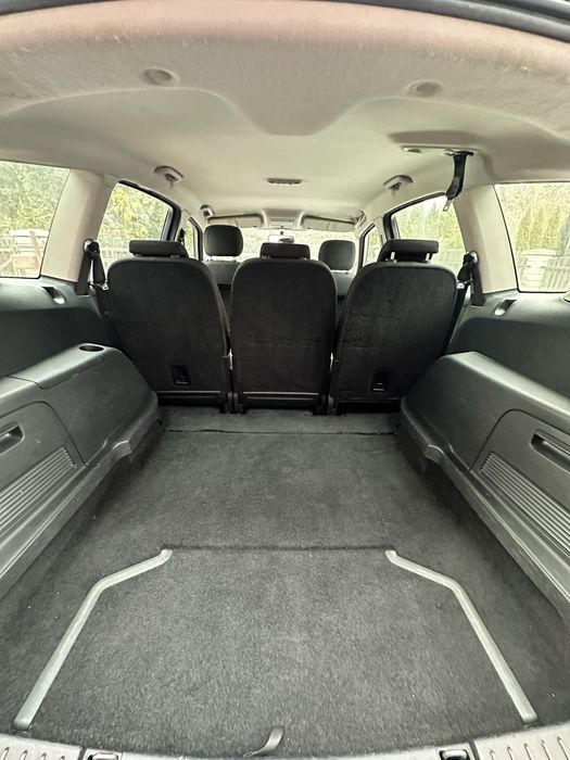 Ford S-Max 2.0 TDCi Rodzinny samochód