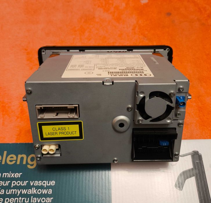 Rns-e Rns-e LED Audi A3 S3 8p Audi Navigation plus + kod Kosz 2Din !