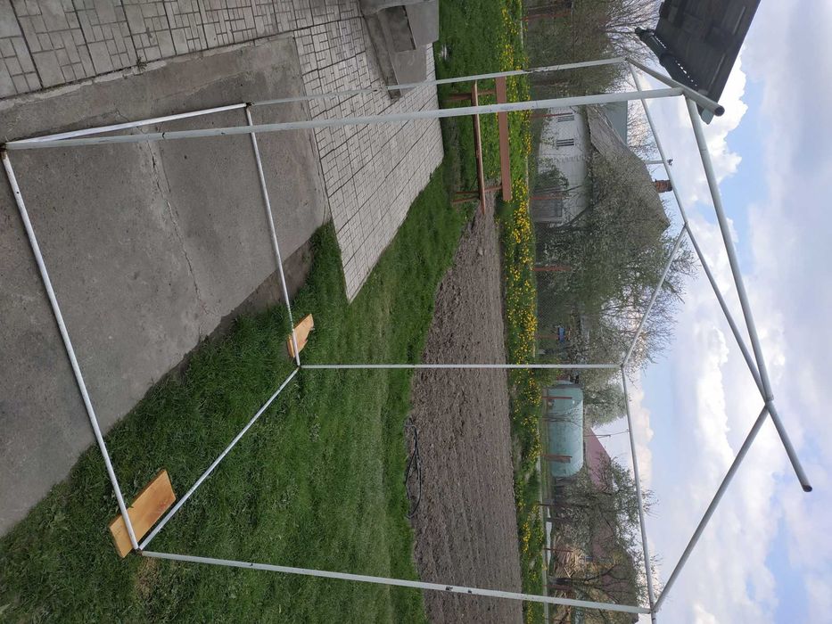 Каркасний намет для відпочинку і риболовлі