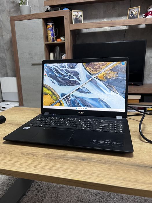Ноутбук Acer Aspire 3