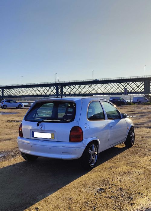 Opel corsa de 97 1.5 diesel corsa, em perfeito funcionamento