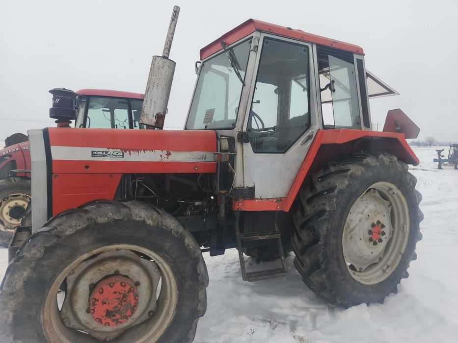 Ciągnik Massey Ferguson 698
