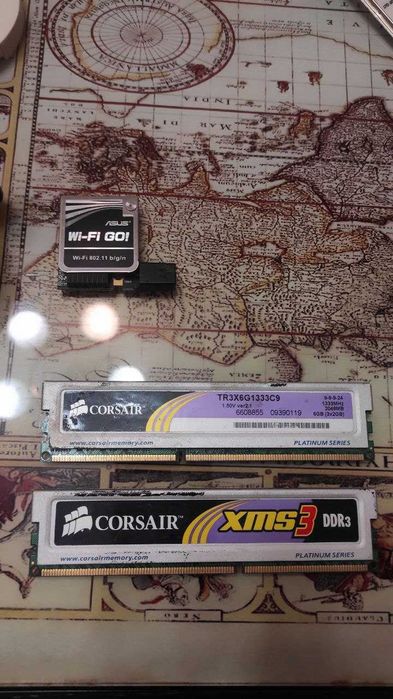 Corsair XMS DDR3 2х2gb и другое, смотрите описание.