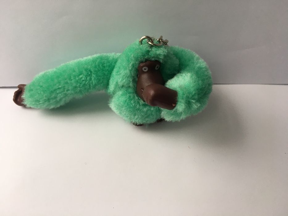 Брелок KipIing