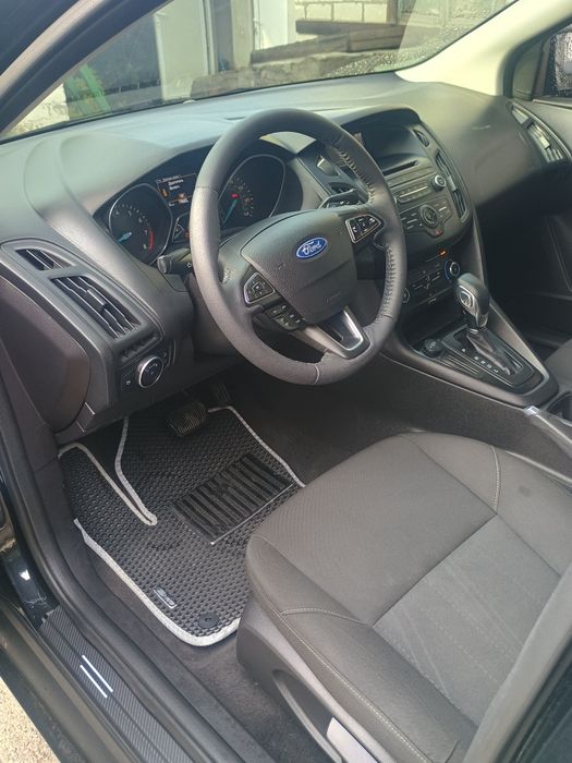 продам ford focus 2014