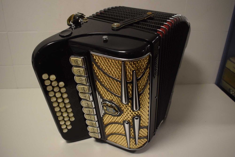 Concertina Adria 5 Voz  Tonalidade Do. N 253