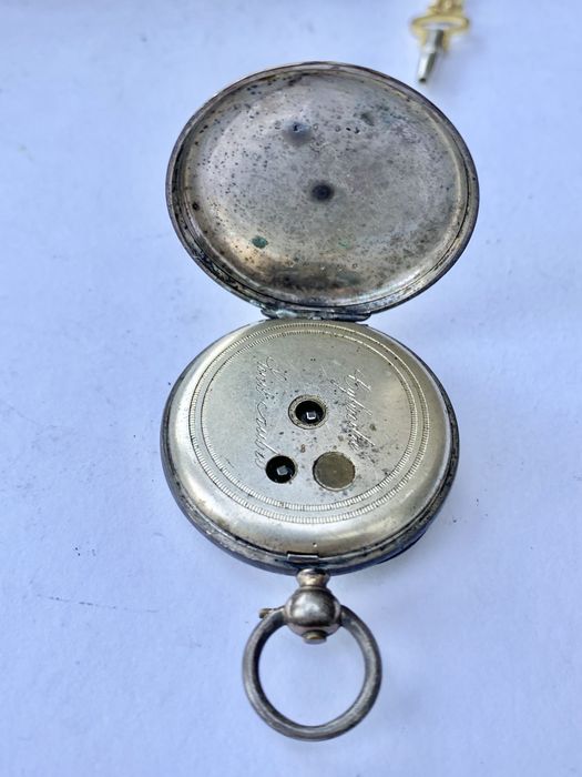 Продам карманные часы Швейцария , на ходу