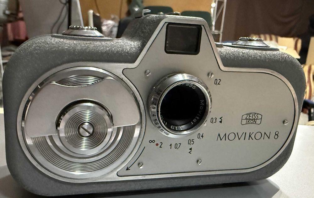 Кінокамера MOVICON 8(Zeiss Ikon)