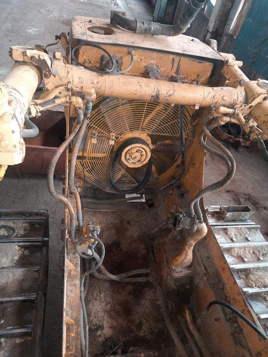 Продам бульдозер KOMATSU D155 A1