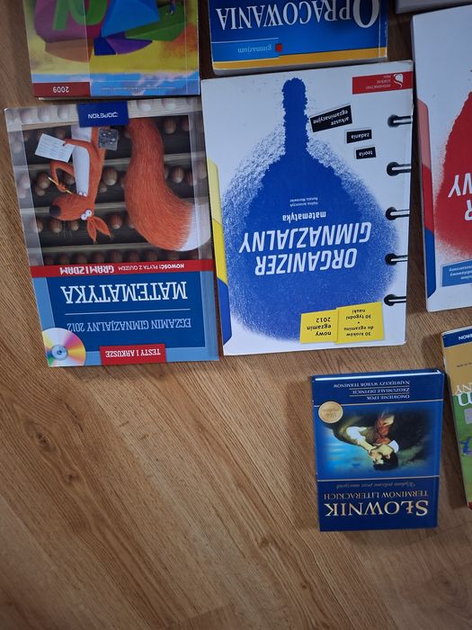 Pomoce do powtórek podstawówka