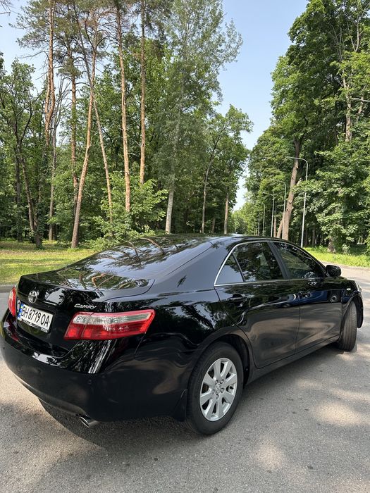 Продам Toyota Camry 40