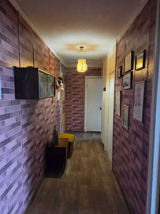 Продам 4к квартиру, косметичний ремонт, вул.Янтарна Лівий берег
