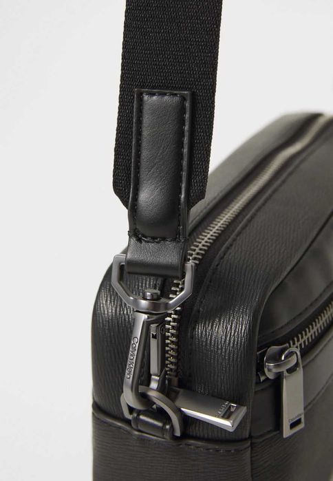 100% ОРИГІНАЛ Calvin Klein crossbody ZIP NEW сумка кросбоді чорна