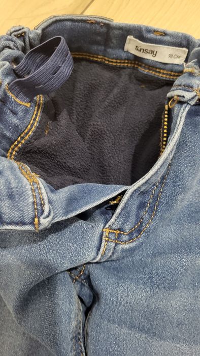 Zestaw spodni bluza i T-shirt r.92