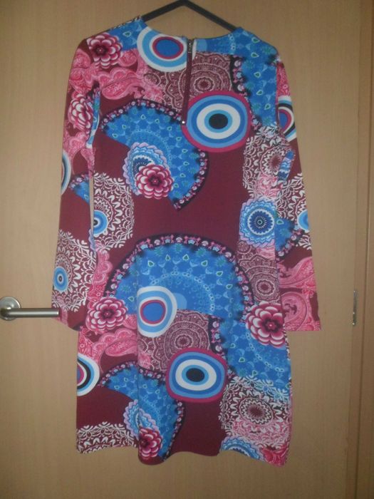vestido novo com etiqueta para mulher
