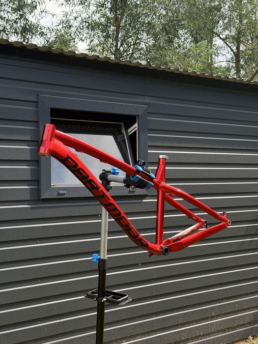 Rama dartmoor hornet red devil 27.5