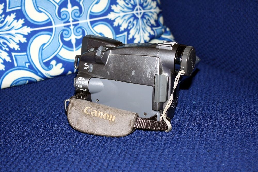 Máquina Filmar Canon MV 730i