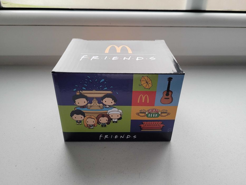 Kubek friends mcdonalds