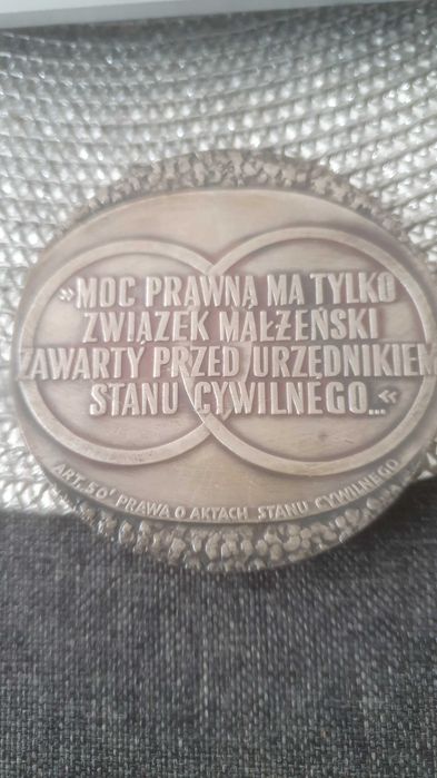 Medal --Konstytucja Rodzina Małżeństwo