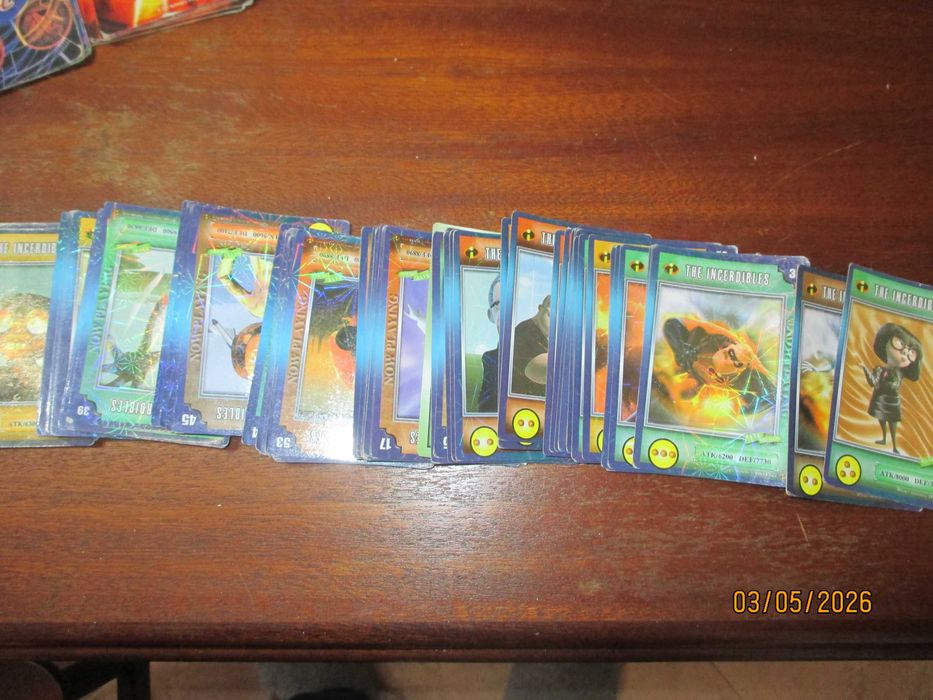 Cartas de Spiderman, The Incerdibles, Madagascar,Bakugan e Duel Masters