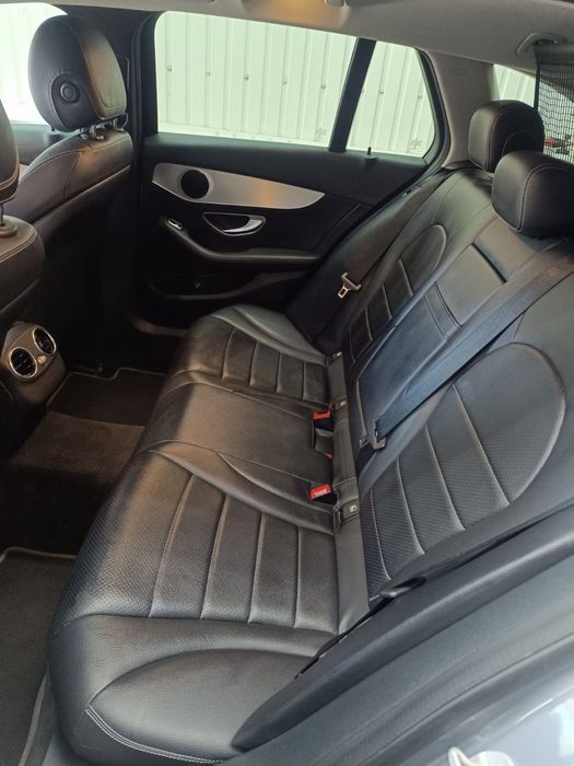 Mercedes-Benz c350e hybrid plug-In