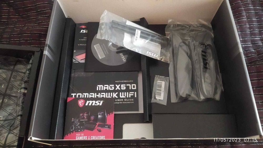 Motherboard MSI MAG X570 TOMAHAWK WIFI AMD Ryzen RGB - Selada