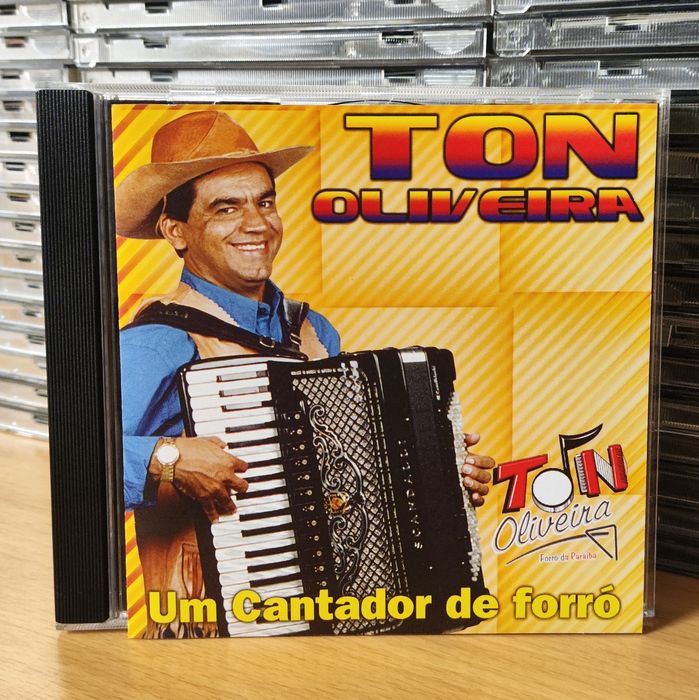 Ton Oliveira Um Cantador De Forró
