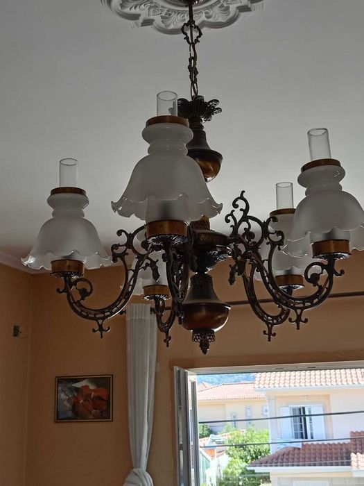 Candeeiro vintage como novo em latão com 5 lâmpadas.