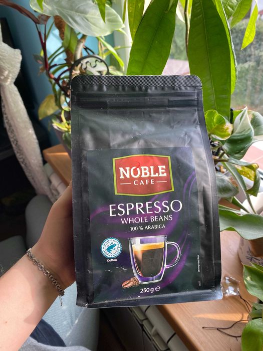Kawa ziarnista Noble Espresso, 250 g, intensywność 4/5