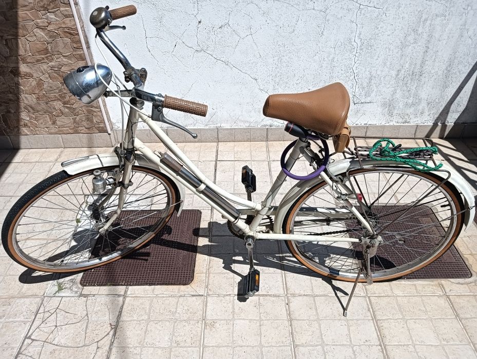 Bicicleta pasteleira mulher