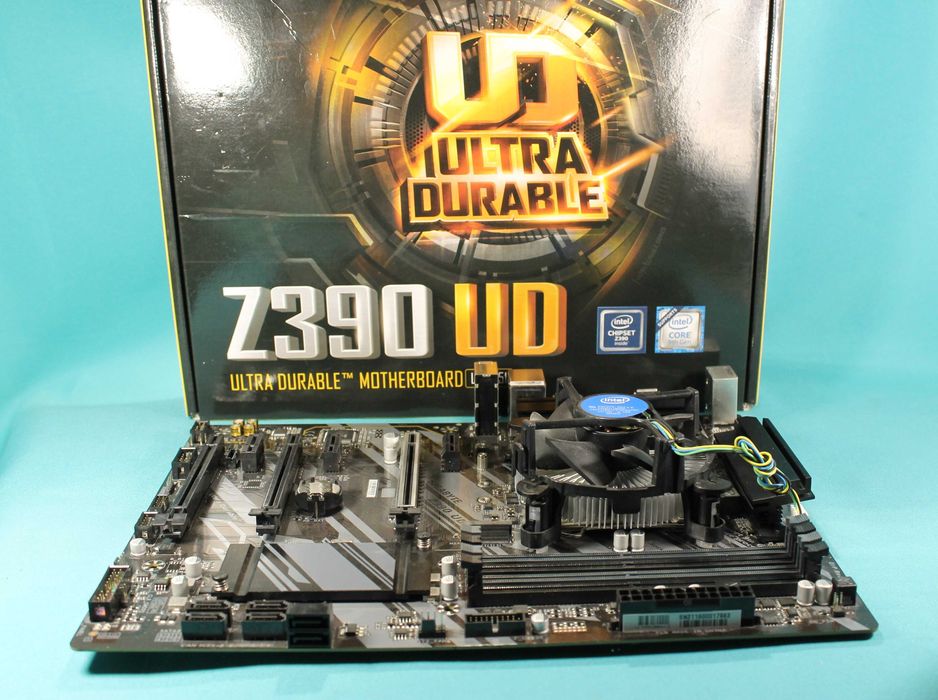 Материнская плата GIGABYTE Z390 UD(под ремонт)+CPU Pentium Gold 5420.