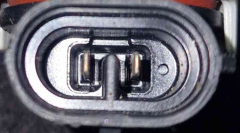 Farol Nevoeiro Frente Esquerdo 90008499 - TOYOTA AURIS