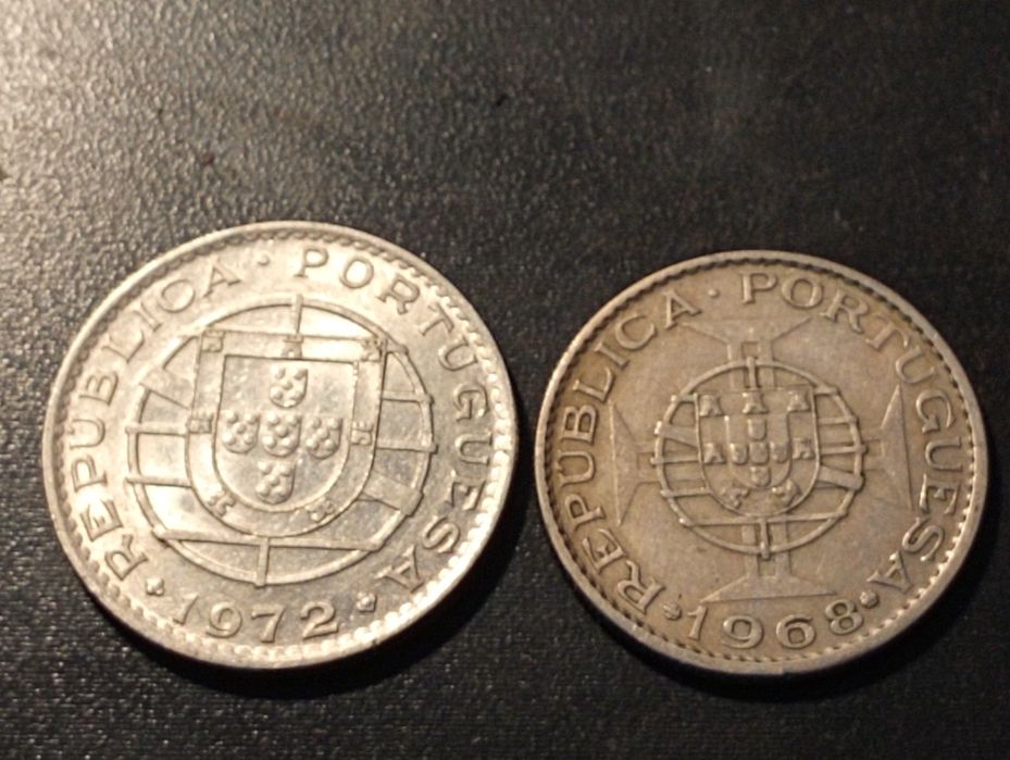 2 moedas 10 escudos(1968) 20 escudos (1972) - Moçambique - Soberbas