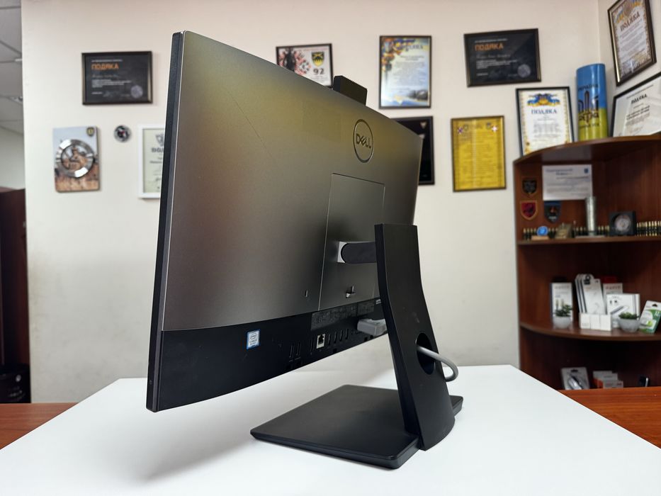 Моноблок Dell OptiPlex 7460 All-in-One / i3-8100 / 8GB / 256GB SSD / 24" Full HD