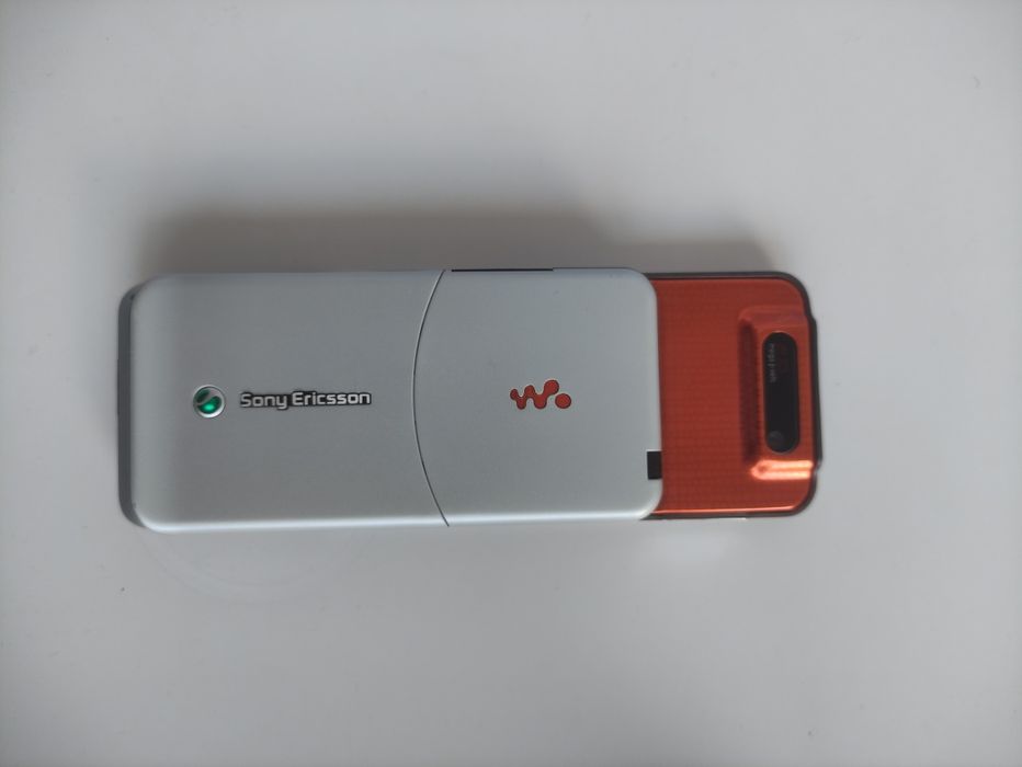 Sony Ericsson W580i – у відмінному стані!