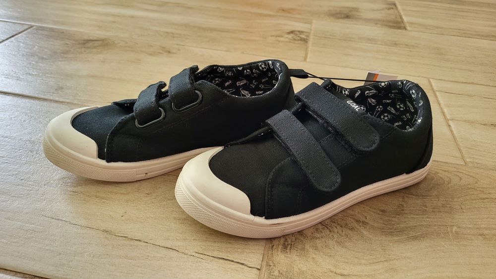 Nowe buty trampki tenisówki r. 34 wkładka skóra 21.5cm w piłki