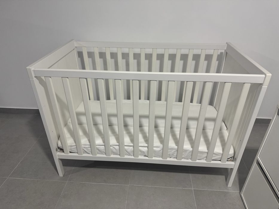 Berco IKEA Com Colchão