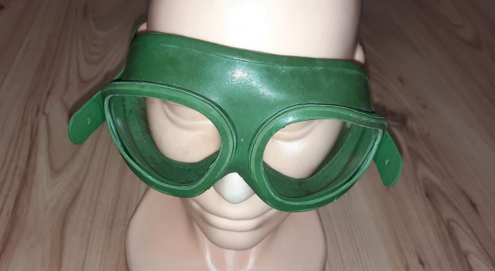 Milicja stare gogle zielone zomo ormo mo milicyjnye motocyklowe prl